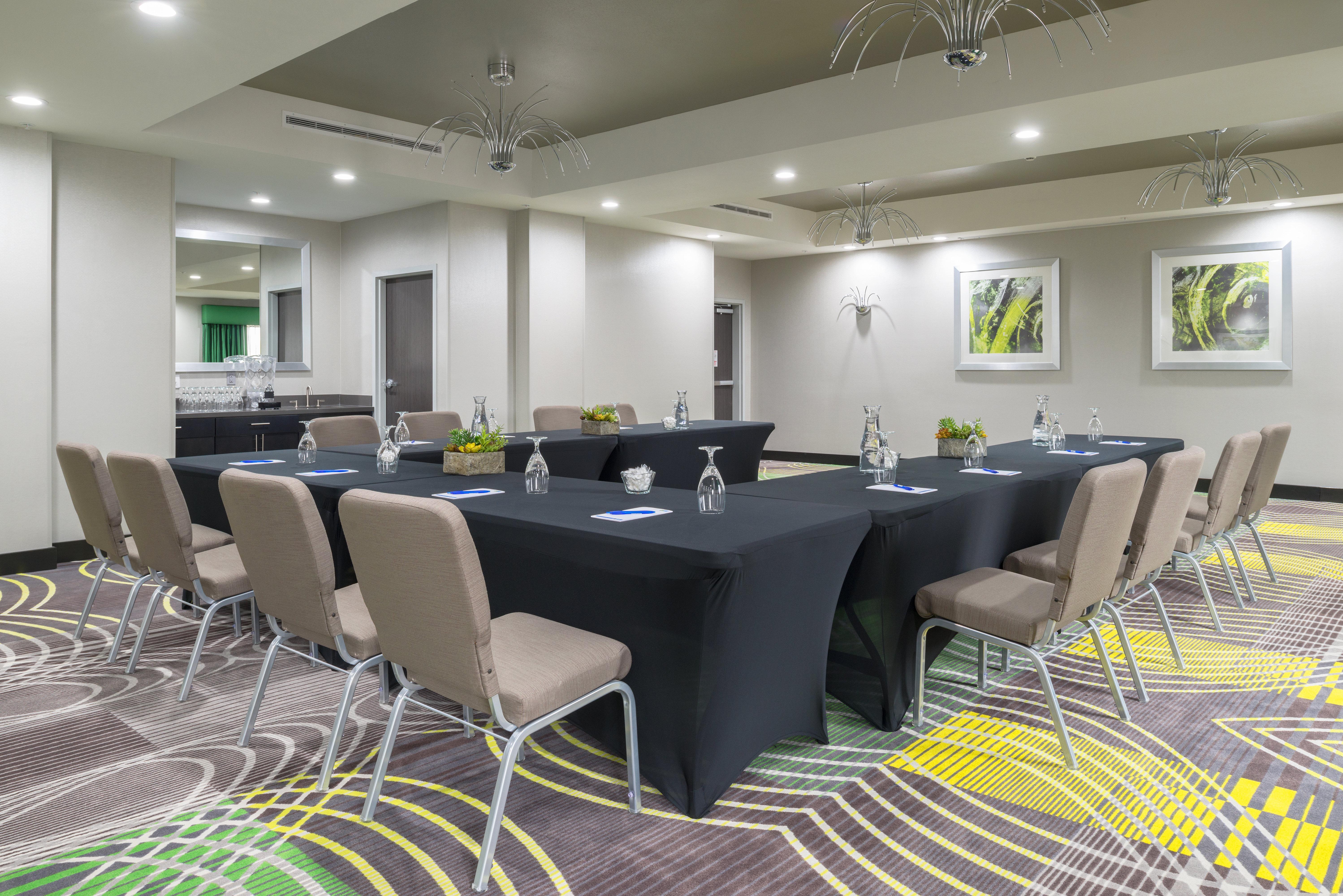Holiday Inn Express And Suites Norman, An Ihg Hotel Esterno foto